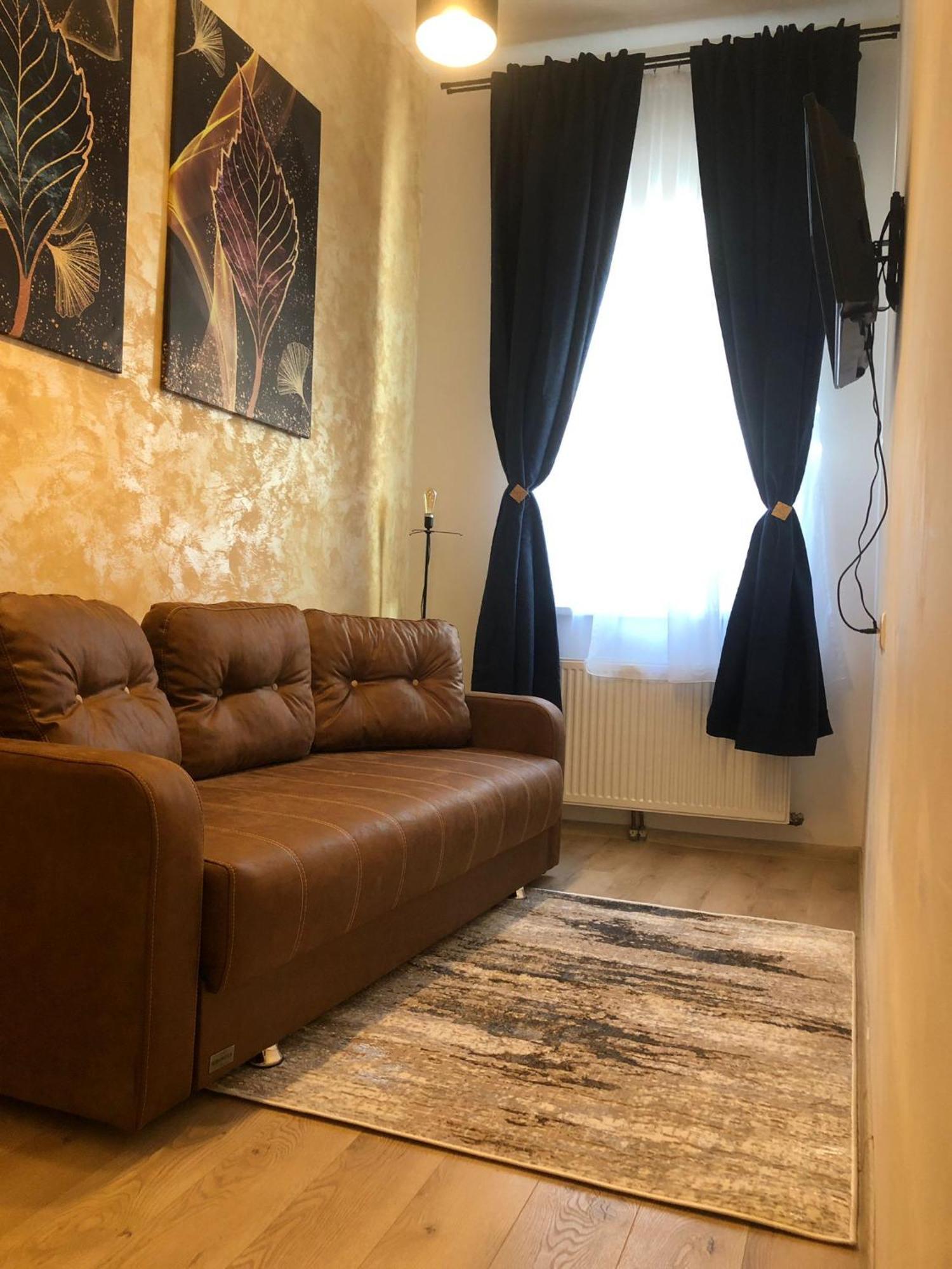 Urban Central Apartments Μπρασόβ Εξωτερικό φωτογραφία