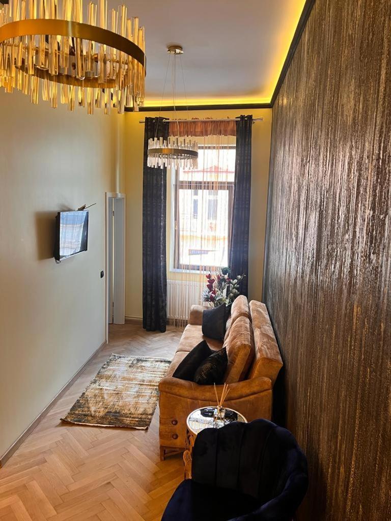 Urban Central Apartments Μπρασόβ Εξωτερικό φωτογραφία